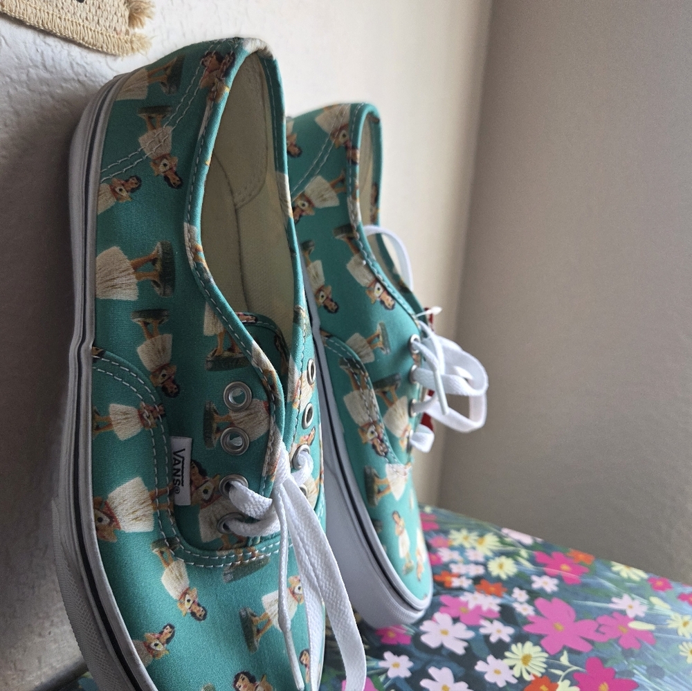 Vans Turquoise Shoes with Hula Dancer Design - Picture 4 of 6